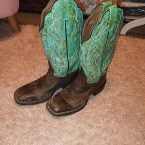 Dan Post Black Rubber Boot Sole with Gold Logo